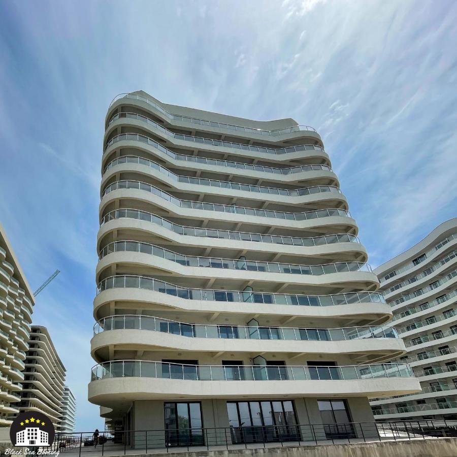 9 Rev Mamaia Esterno foto